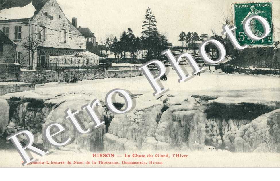 LA CHUTE DU GLAND L'HIVER