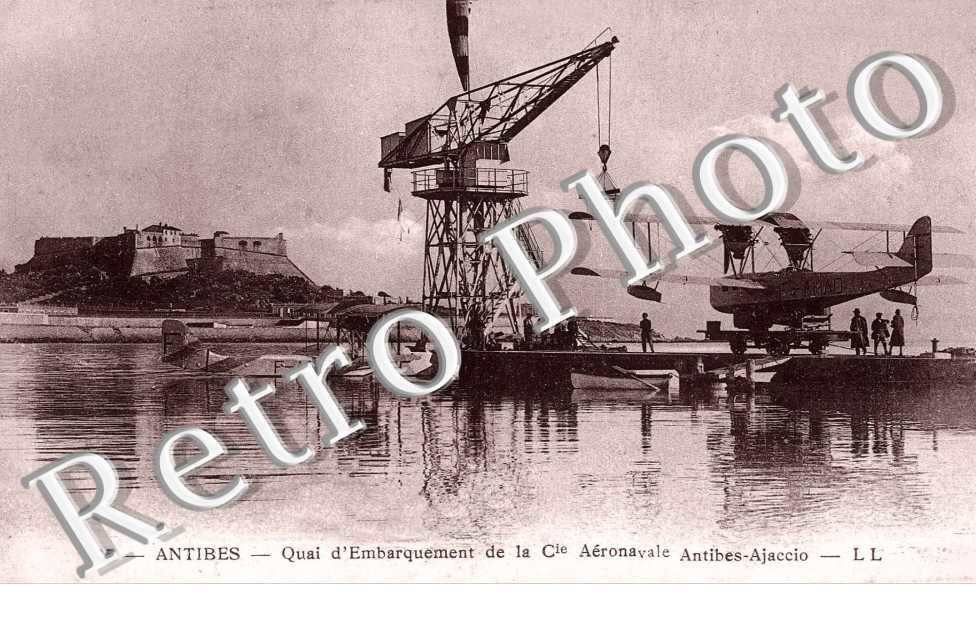 QUAI D'EMBARQUEMENT
