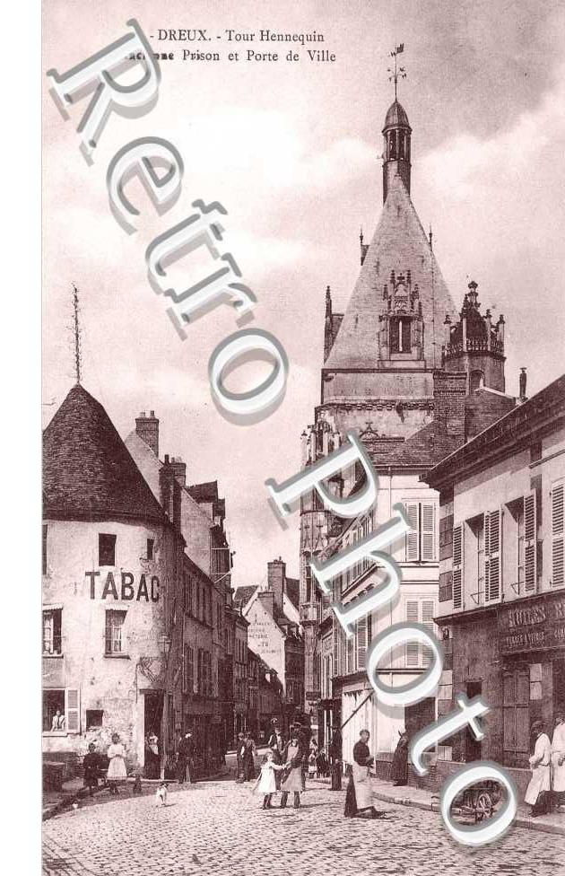 TOUR HENNEQUIN