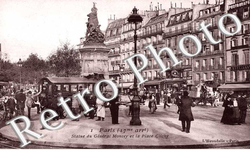 Statue du General Moncey et la Place Clichy