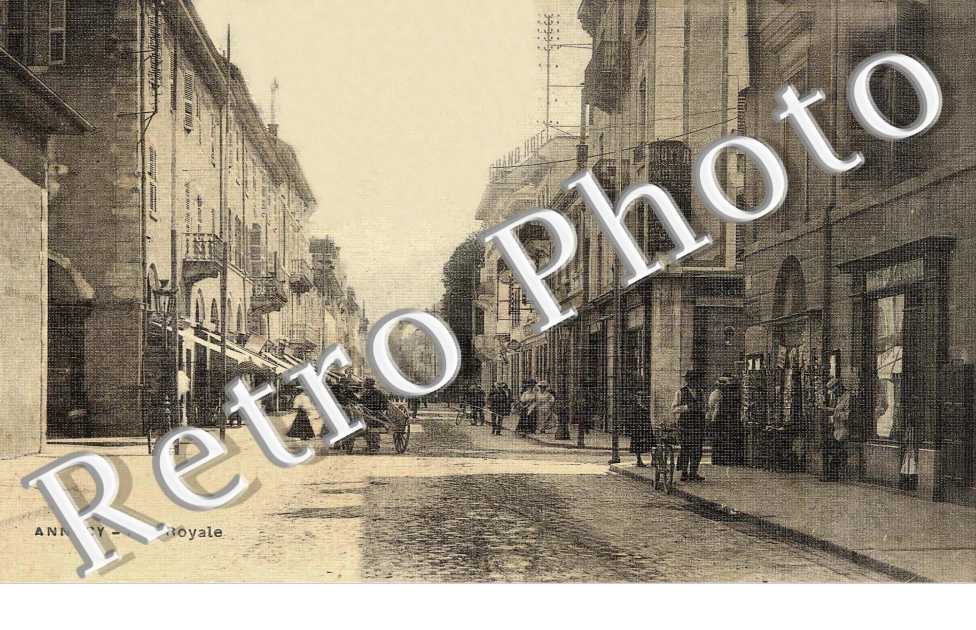 RUE ROYALE