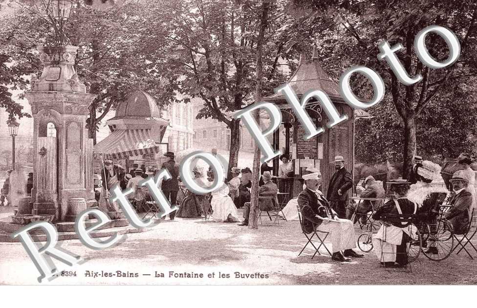 La fontaine et les buvettes