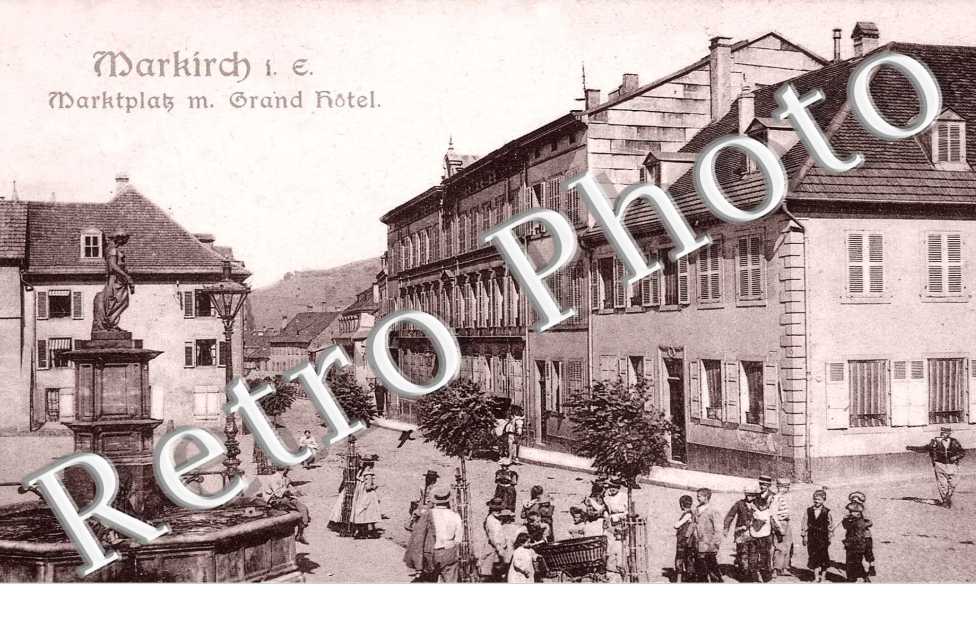 Marktplatz m. Grand hotel