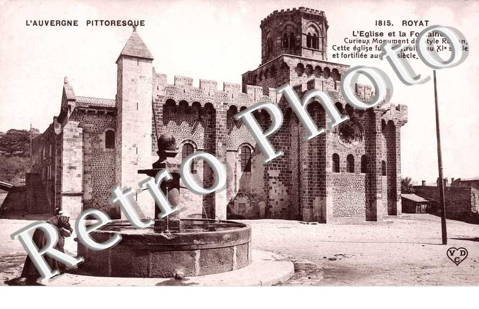 L'EGLISE ET LA FONTAINE