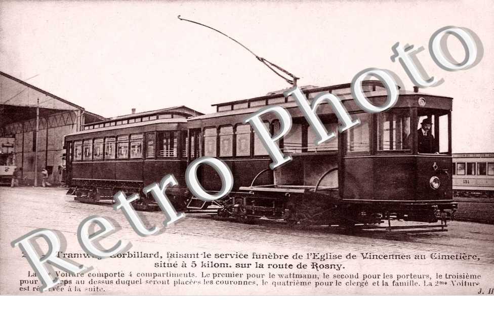 Tramway-corbillard assurant le service funebre