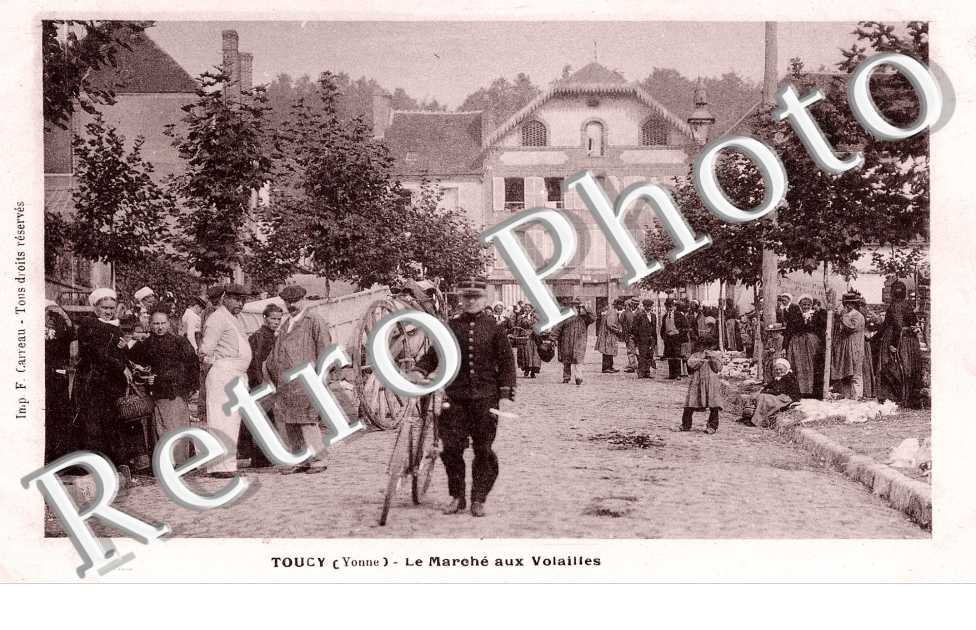 MARCHE AUX VOLAILLES
