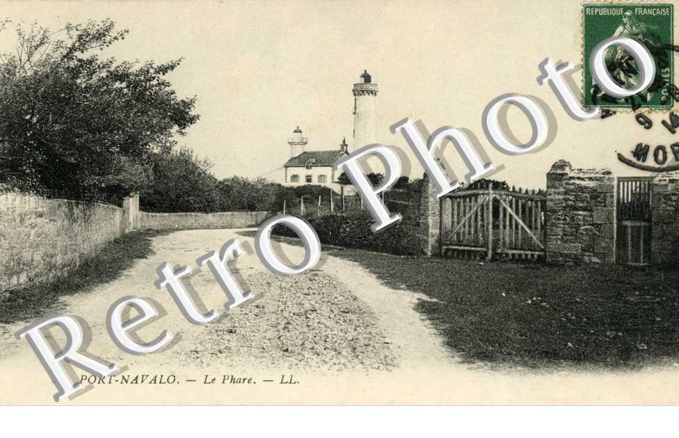 PORT NAVALO - Le Phare