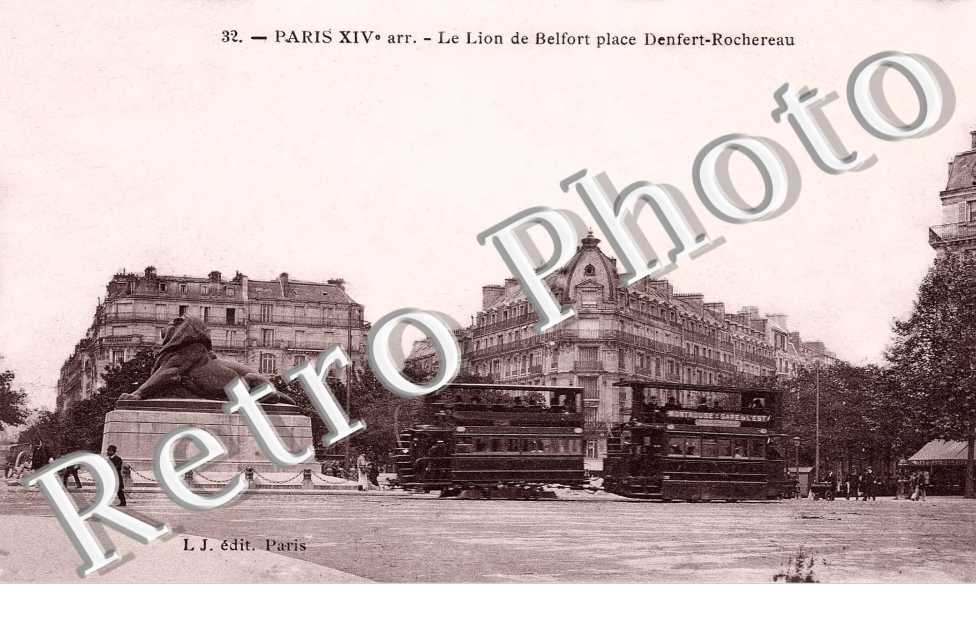 place Denfert Rochereau LE LION DE BELFORT