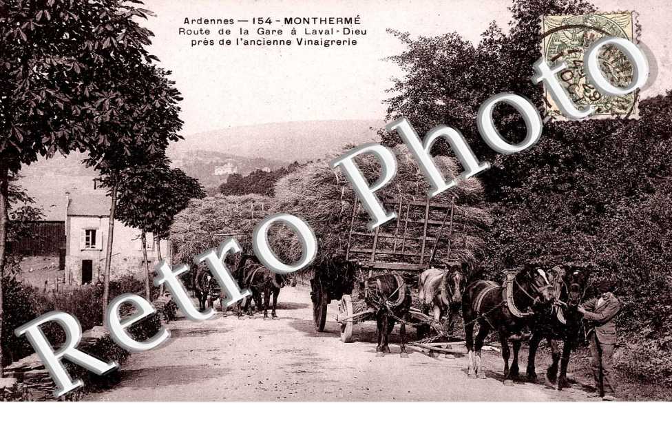 Route de la Gare a Laval-Dieu pres de l'ancienne Vinaigrerie