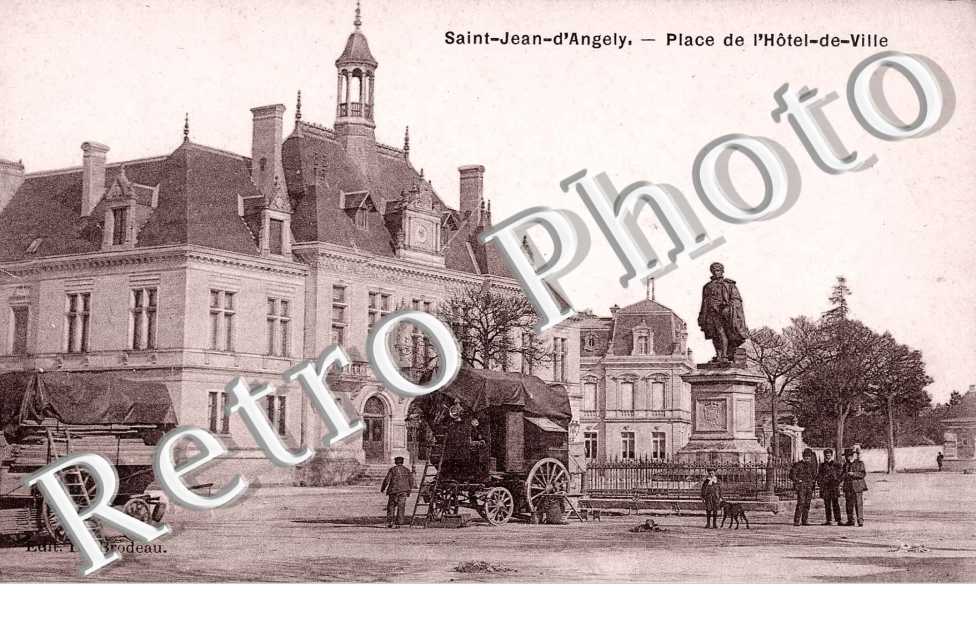 place de l'hotel de ville