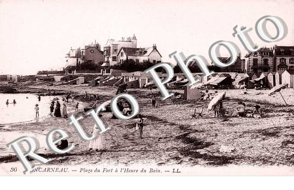 Plage du Fort a l'heure du bain