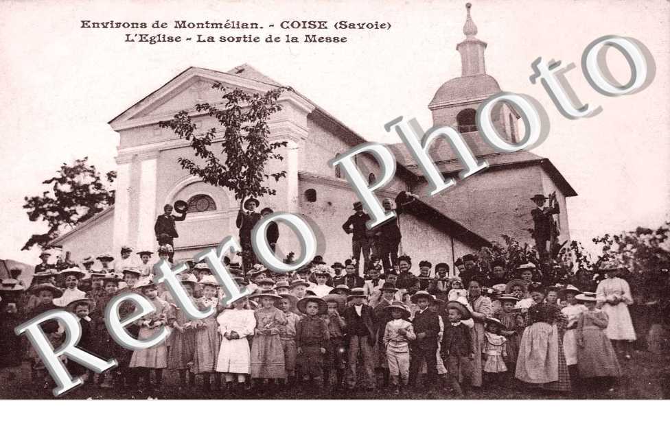 L'Eglise, la Sortie de la Messe
