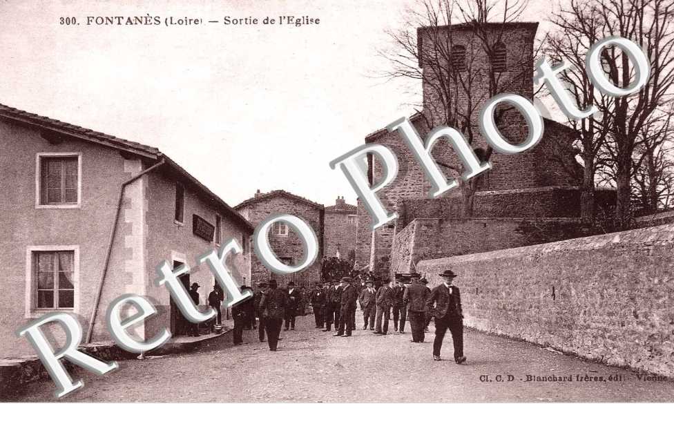 Sortie de l'eglise