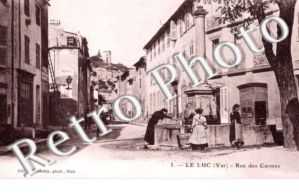 Rue des Carmes