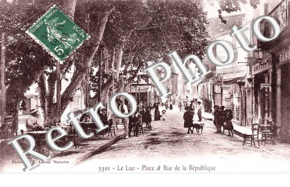 Place et rue de la Republique