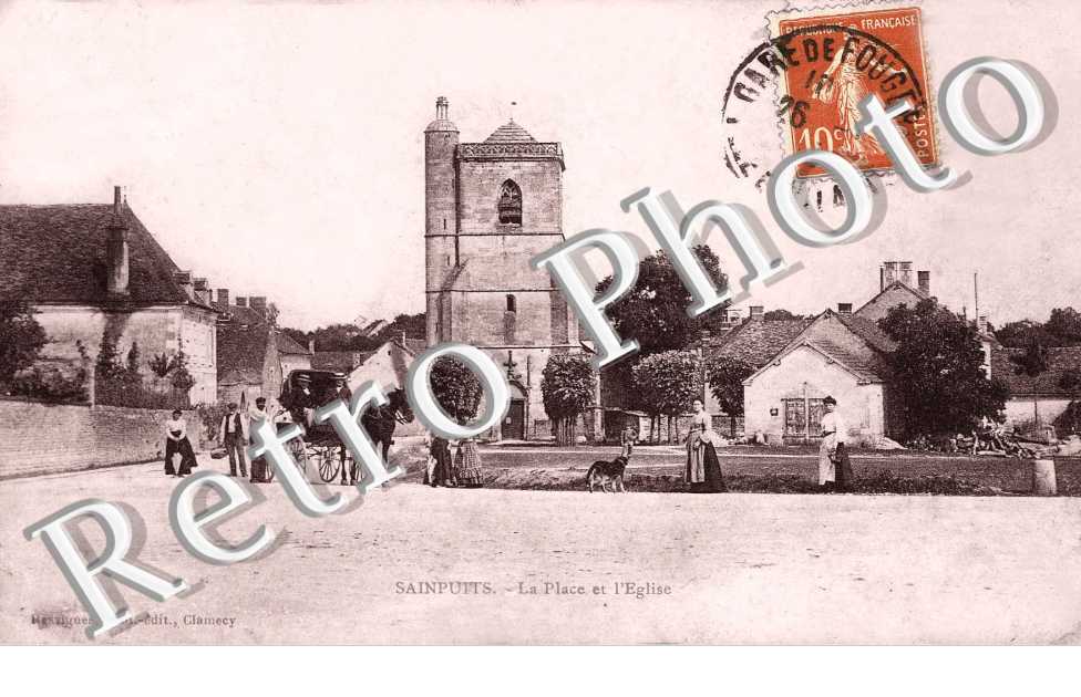 La place et l'eglise