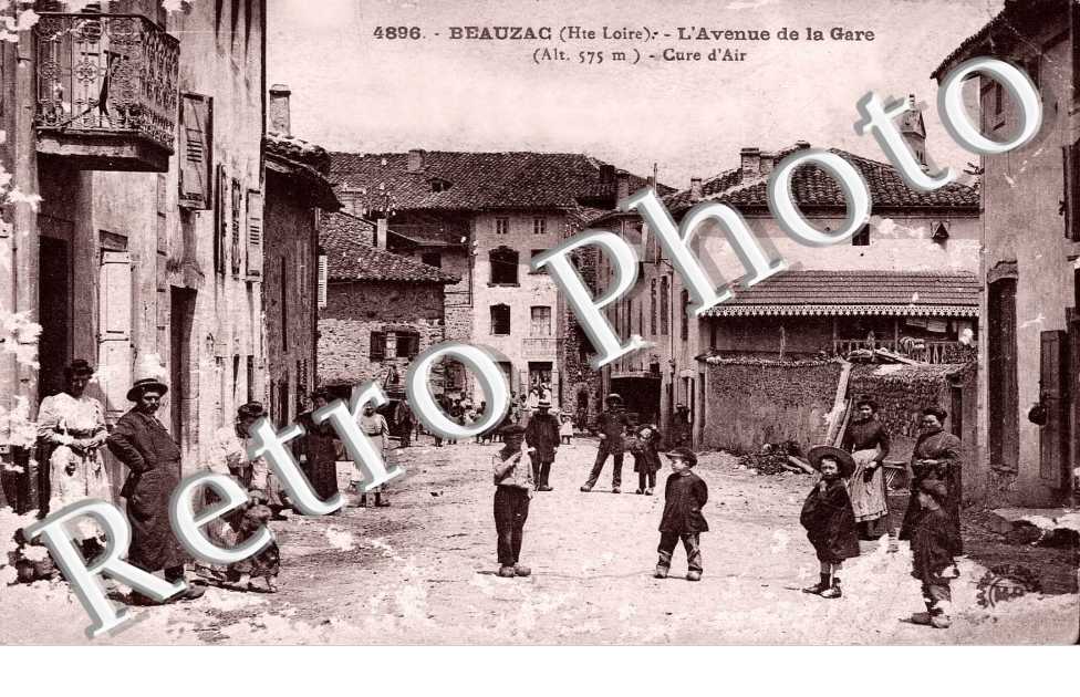 L'AVENUE DE LA GARE
