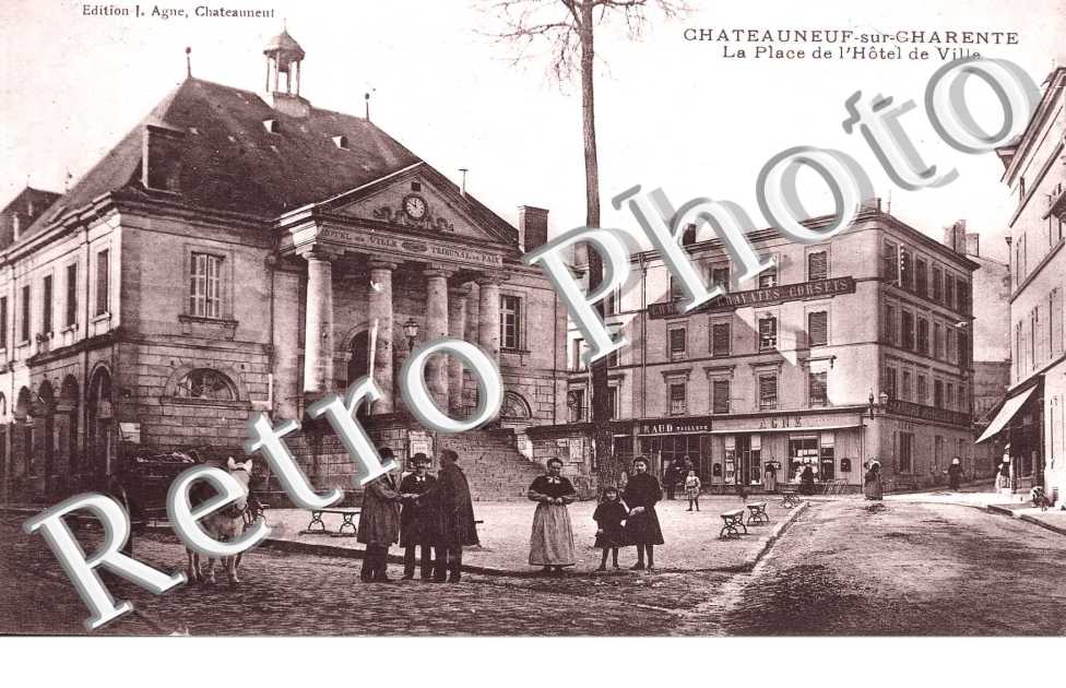 La place de l'hotel de ville