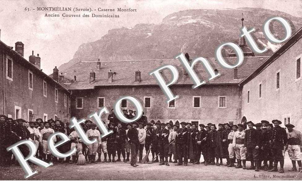 Caserne Montfort Ancien couvent des Dominicains