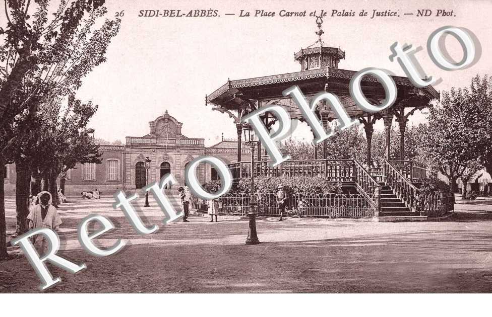 la place Carnot et le Palais de Justice