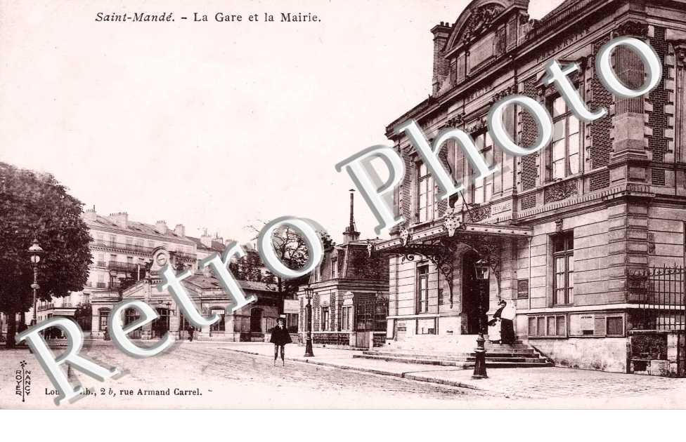 la gare et la mairie