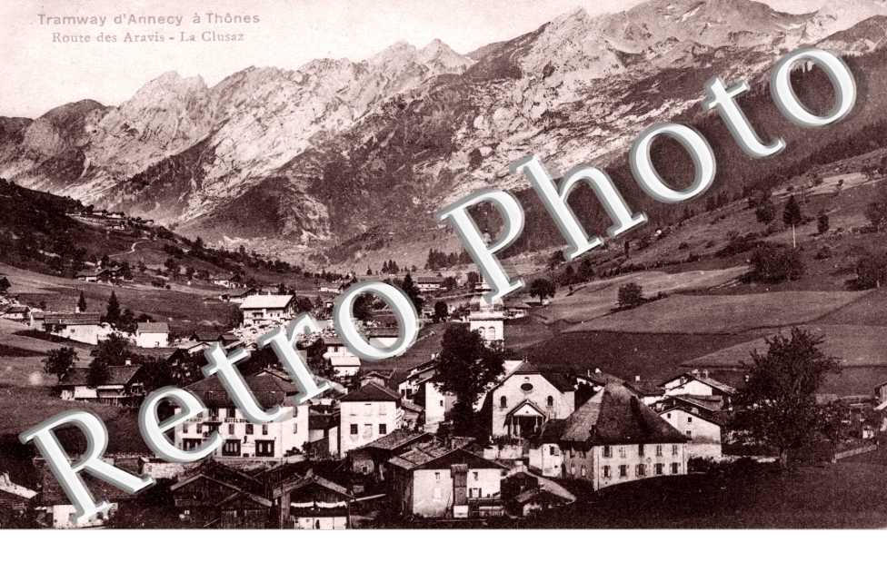 Tramway d'Annecy a Thones- Route des Aravis, La Clusaz