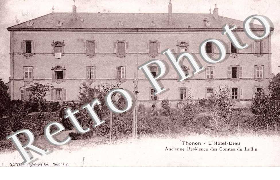 l'hotel dieu. Ancienne résidence des Comtes de Lullin.