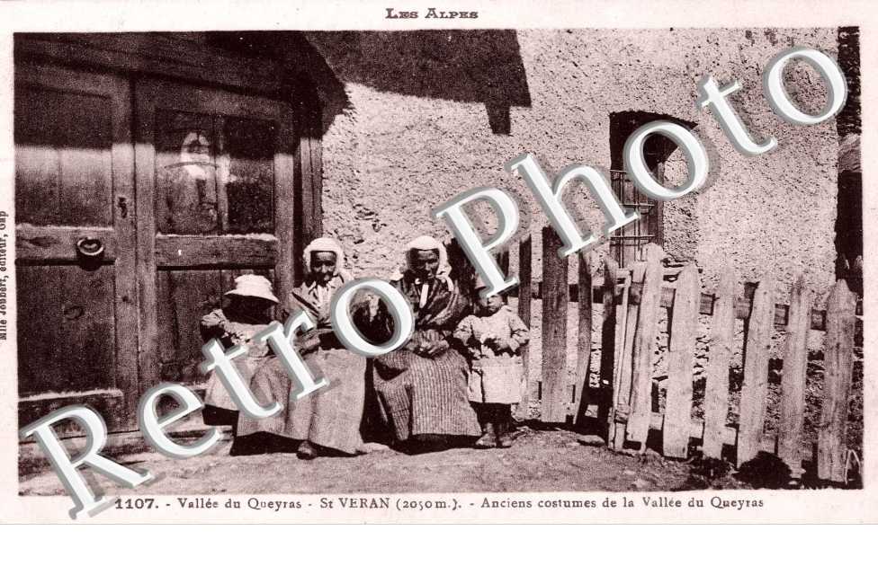Anciens costumes de la vallee du Queyras