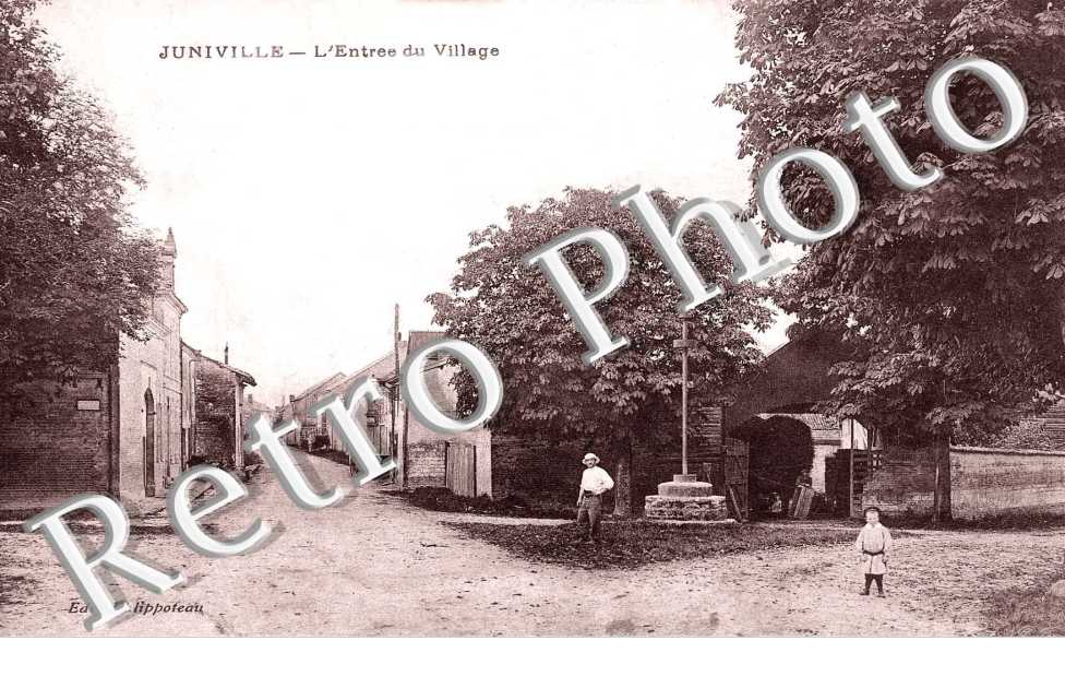 l'entree du village