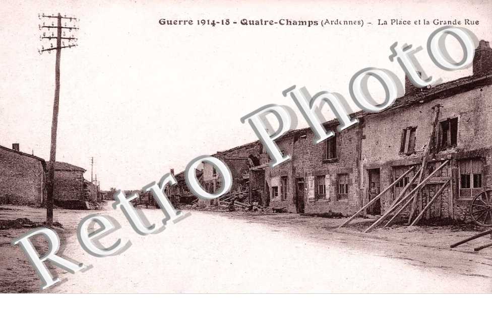 la place et la Grande Rue
