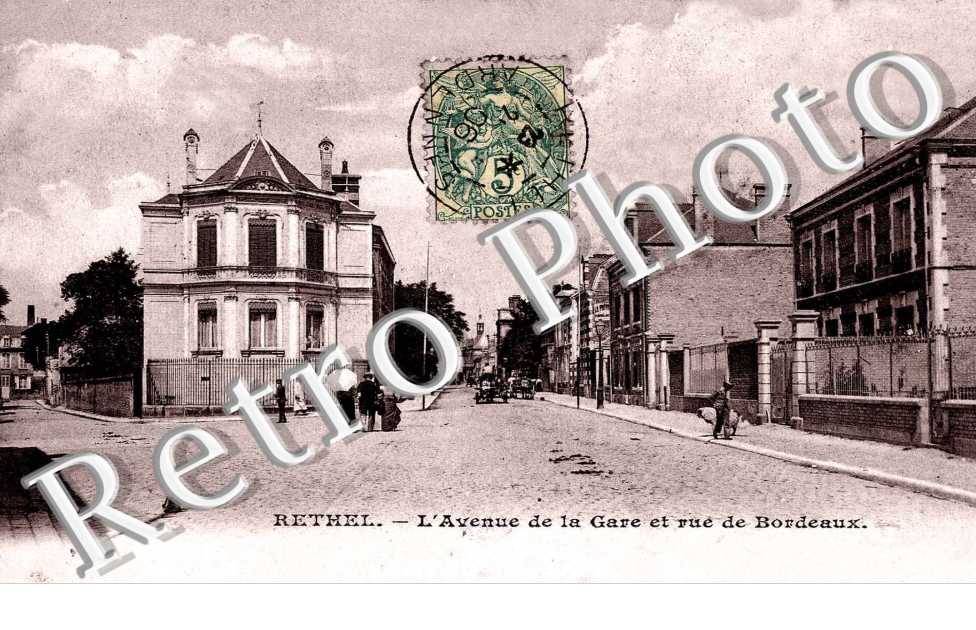 l'avenue de la Gare et rue de Bordeaux