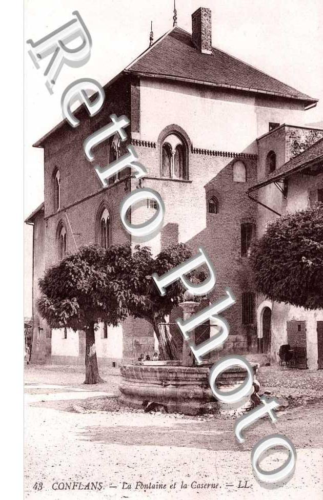 Conflans - La Fontaine et la Caserne