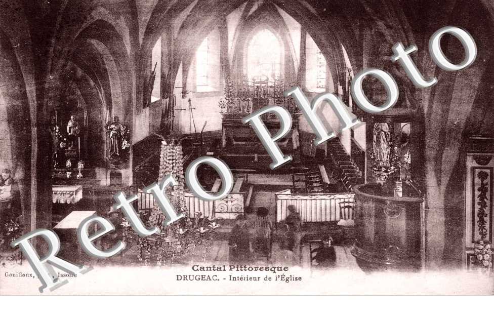 Interieur de l'eglise