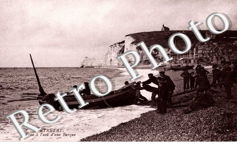 Mise a l'eau d'une barque