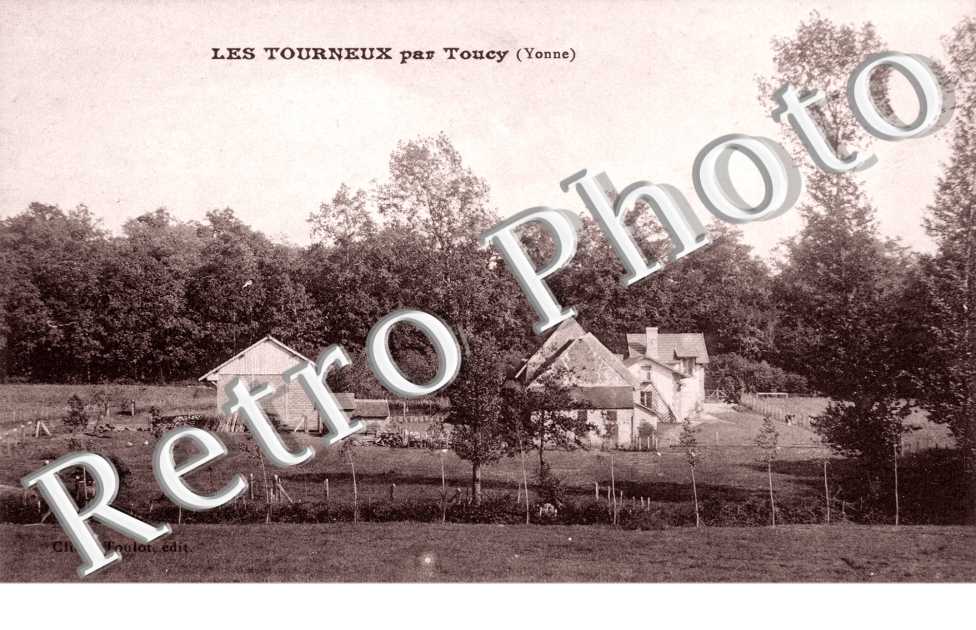 Les Tourneux