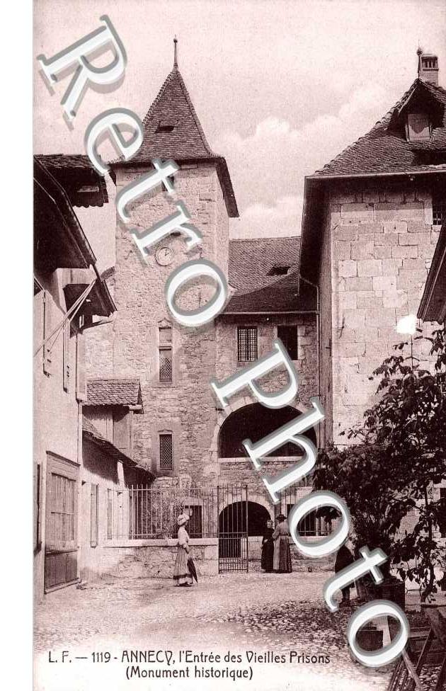 l'entree des vieilles prisons
