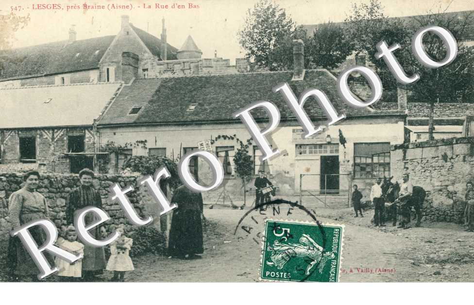 La Rue d'en Bas
