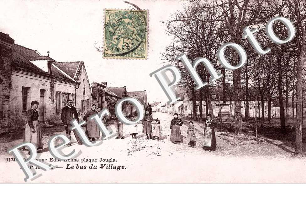 Le bas du village