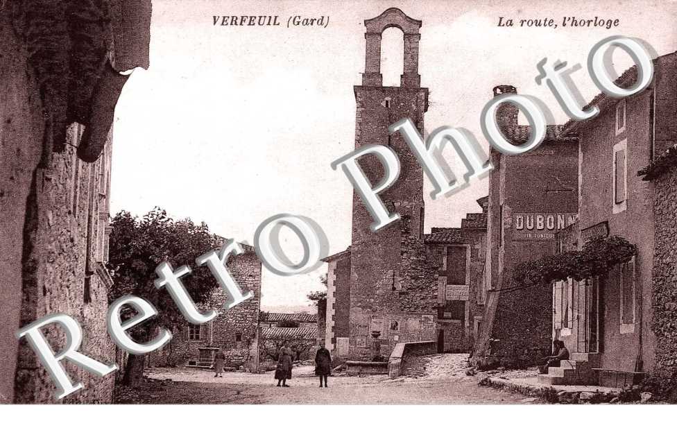 LA ROUTE,  L'HORLOGE