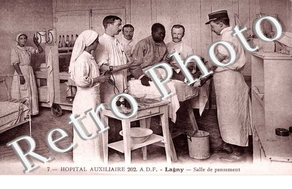 Hopital auxiliaire 202 A.D.F - salle de pansement