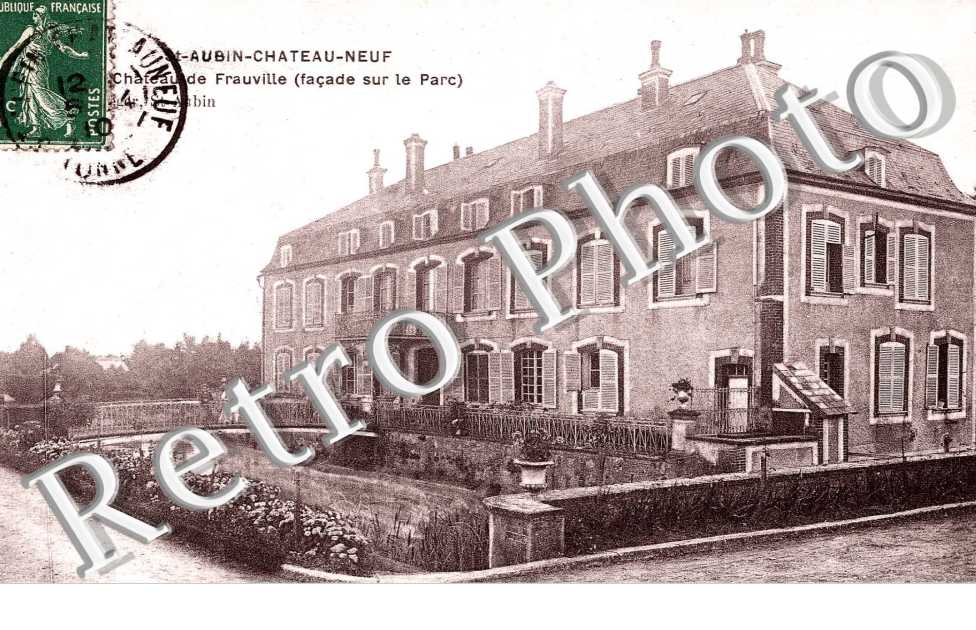 chateau de Frauville (facade sur le parc)