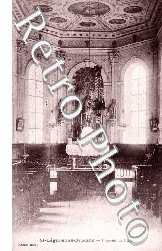 Interieur de l'Eglise