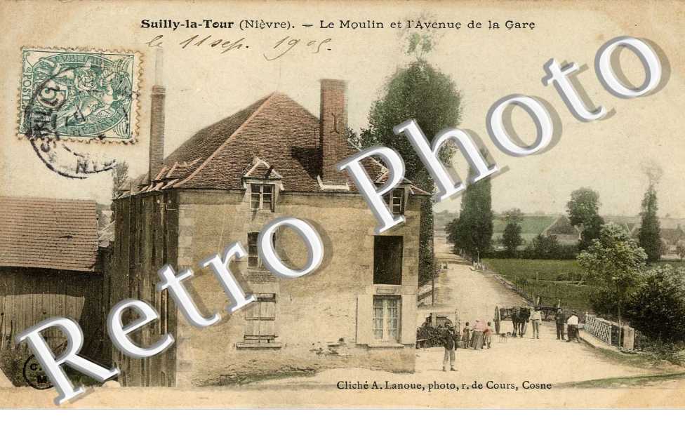 le moulin et l'avenue de la gare (couleur)