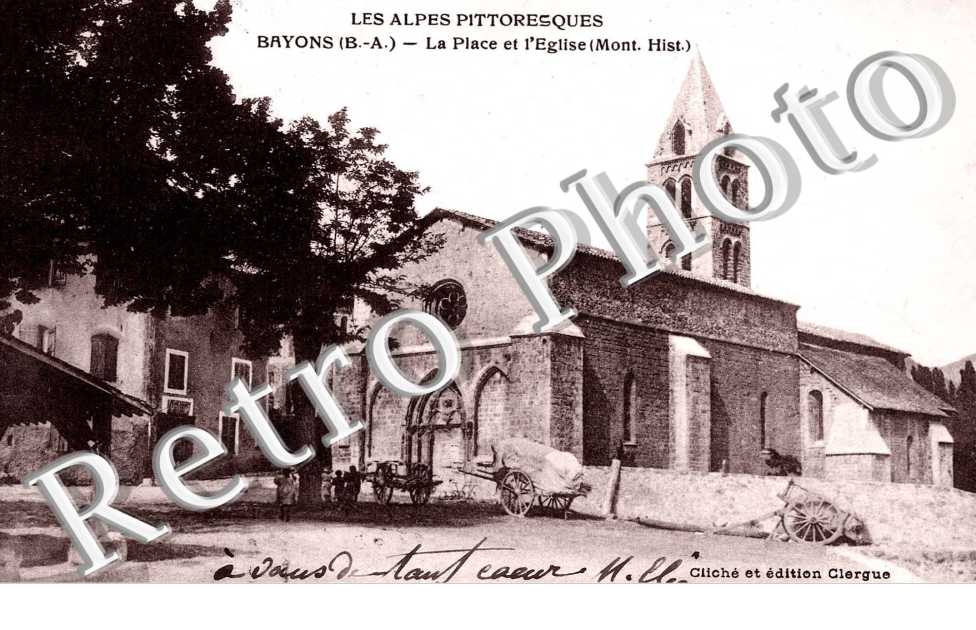 La place et l'eglise