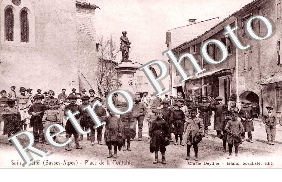 Place de la fontaine - enfants