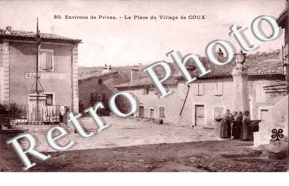 La place du village de Coux