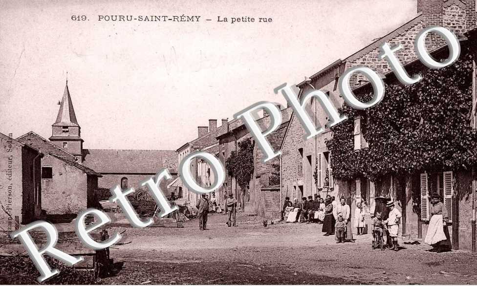 LA PETITE RUE
