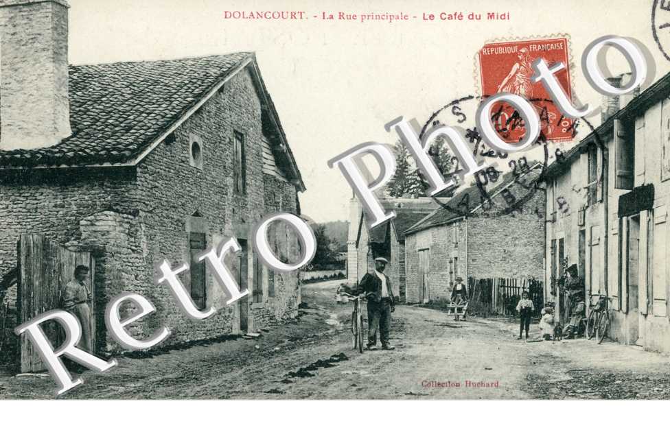 La Rue Principale et le Café du Midi