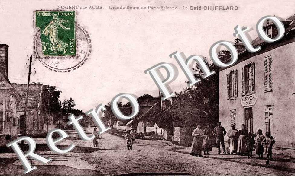 Grande Route de Paris Brienne, le Cafe Chifflard