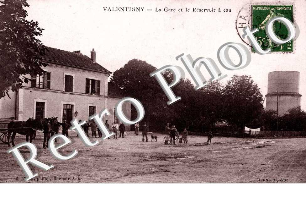 Valentigny, La Gare et le Reservoir a eau